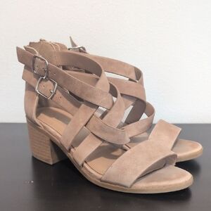 Soda Tan Strappy Block Heel Sandals Girls Size 1